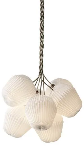 Le Klint THE BOUQUET Medium Chandelier med 7 papperskärmar